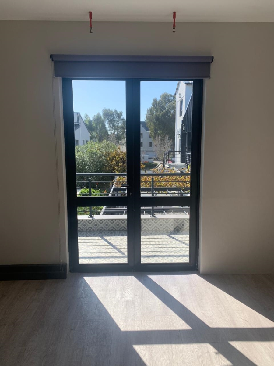 To Let 1 Bedroom Property for Rent in Paardevlei Western Cape